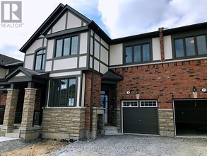 Building Photo - 9 Ness Dr