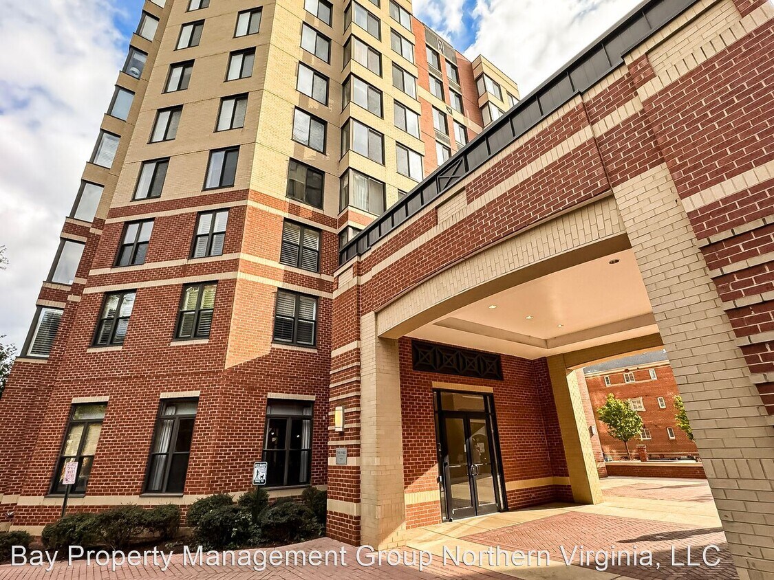 Foto principal - 1 br, 1 bath House - 2220 Fairfax Dr #106