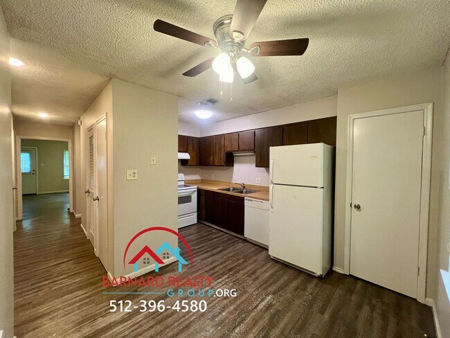 Building Photo - 106 Whitetail Drive