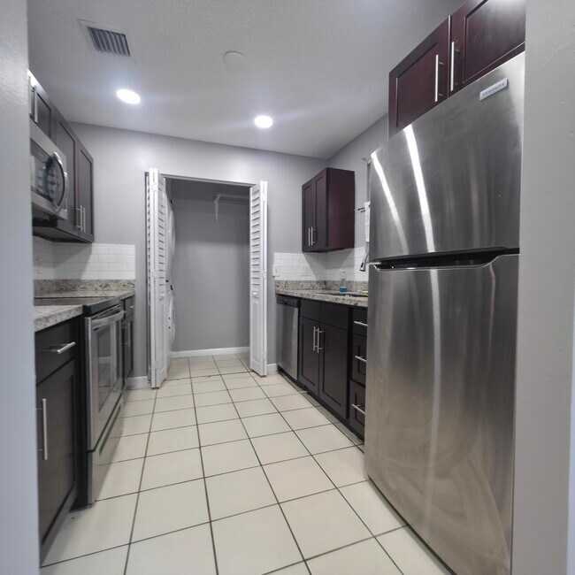 Foto del edificio - 11441 NW 41st St