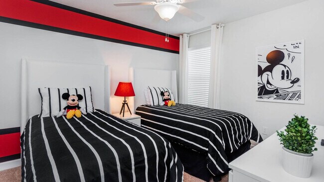 Building Photo - 4741 Kings Castle Cir