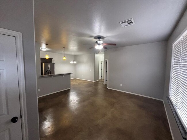 Building Photo - 1852 Cypress Ln