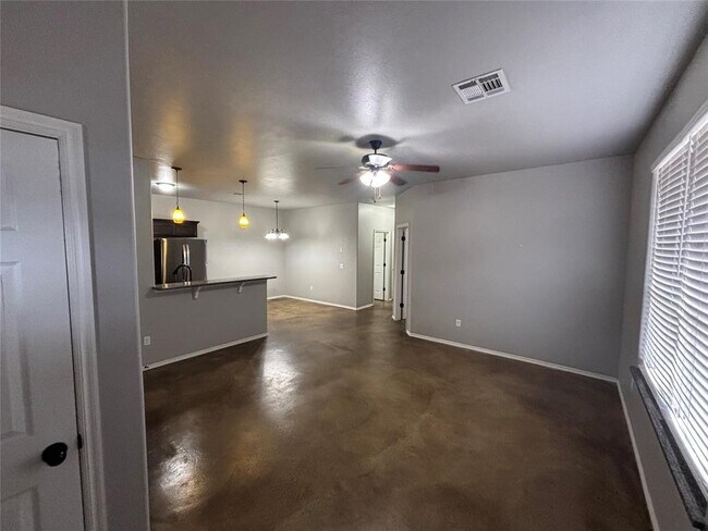 Foto del edificio - 1852 Cypress Ln