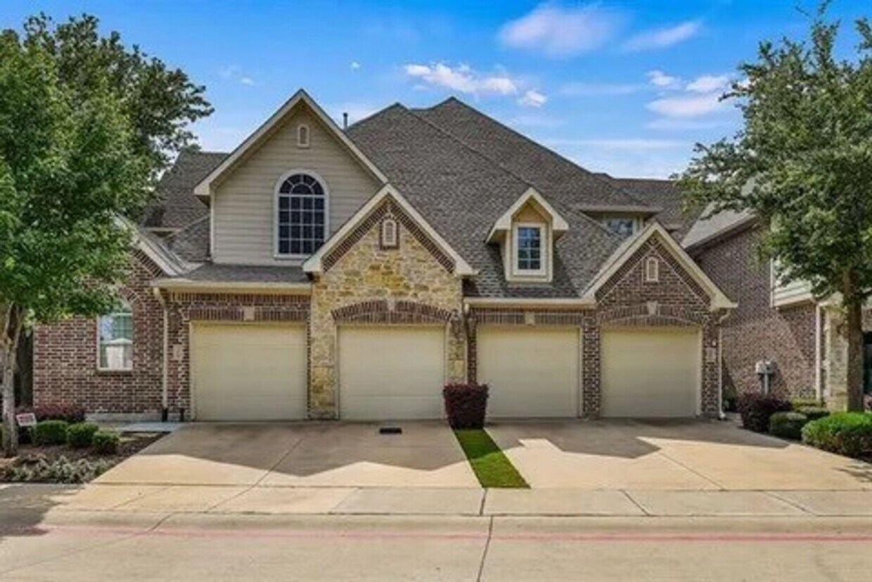 Foto principal - 2 Bed 2.5 Bath in Lewisville