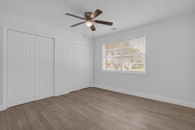 Building Photo - Brand New Updated Home