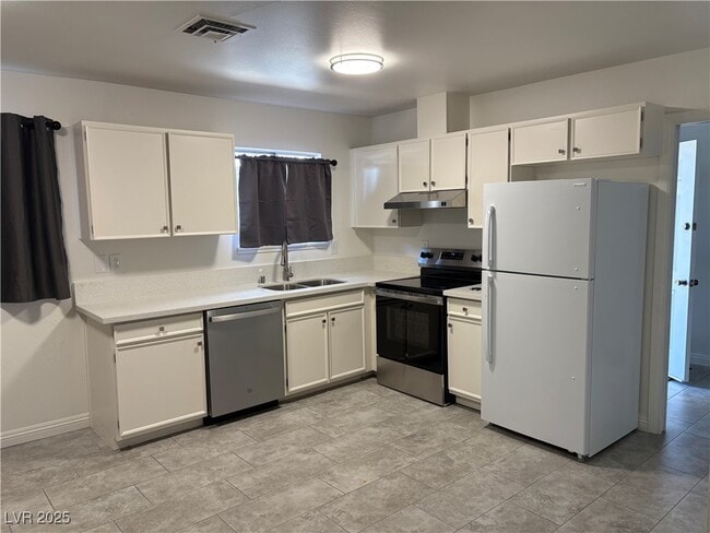 Foto del edificio - 2005 Fontenelle St