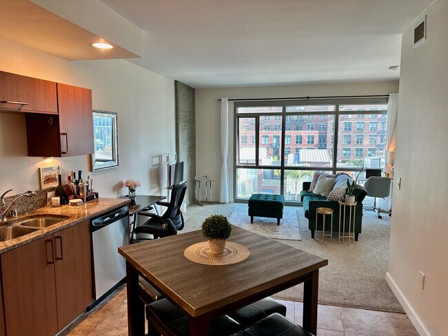 Foto del edificio - 800 The Mark Ln