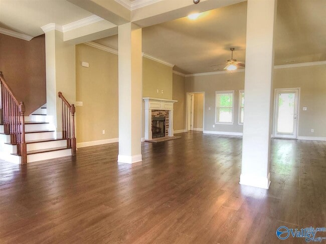 Foto del edificio - 7926 Gabriela Dr NW