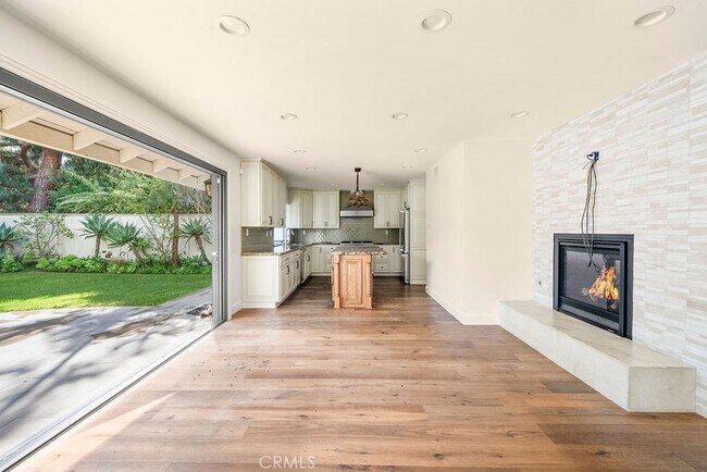 Foto del edificio - 2646 Basswood St