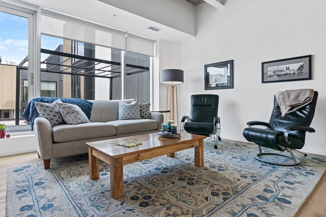 Photo du bâtiment - Inglewood Lofts