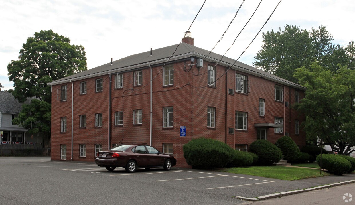 Building Photo - 12 Torrey St