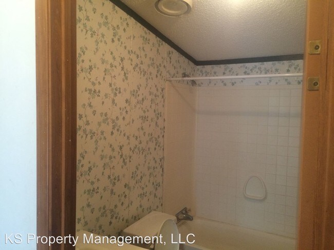 Foto del edificio - 3 br, 2 bath House - 3766 Comfort Ct