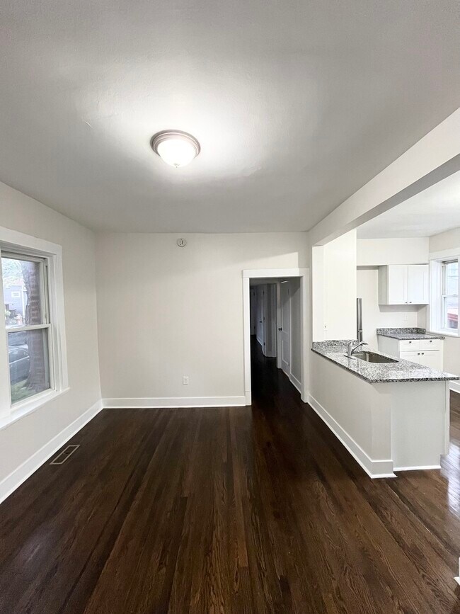 Building Photo - 4108 W Henderson St