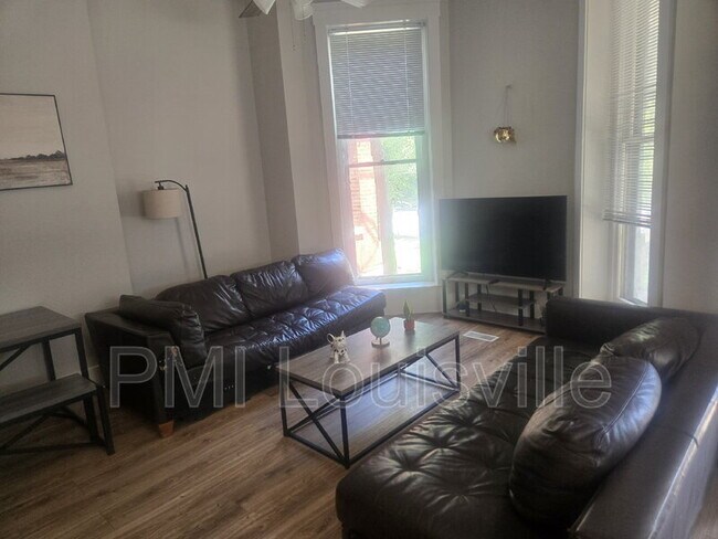 Foto del edificio - 1156 S Brook St