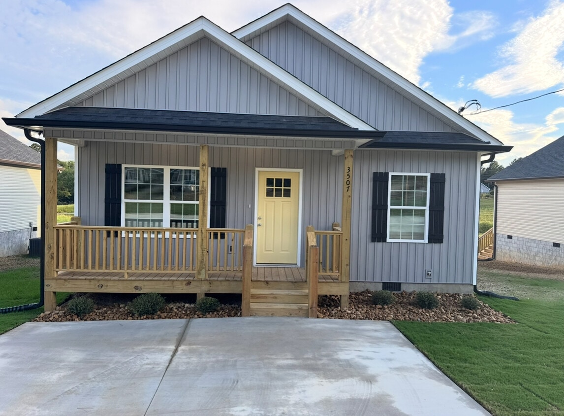 Photo - 3521 Reed Rd NW (Tunnel Hill, GA)