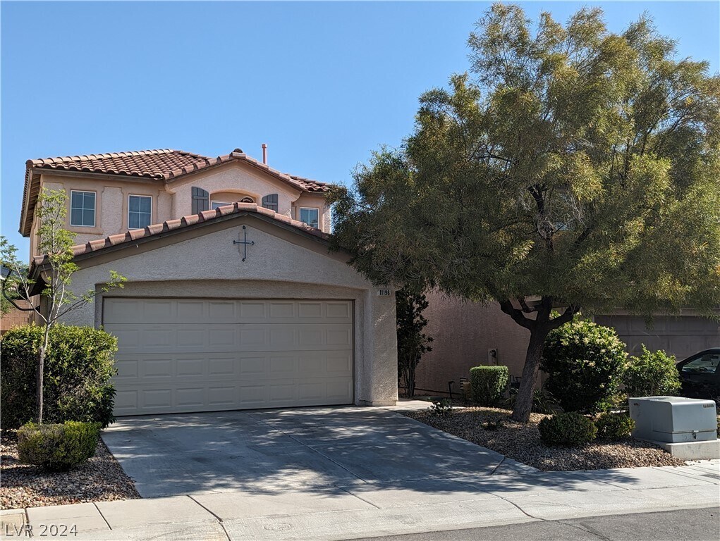 Primary Photo - 11196 Salentino Ave