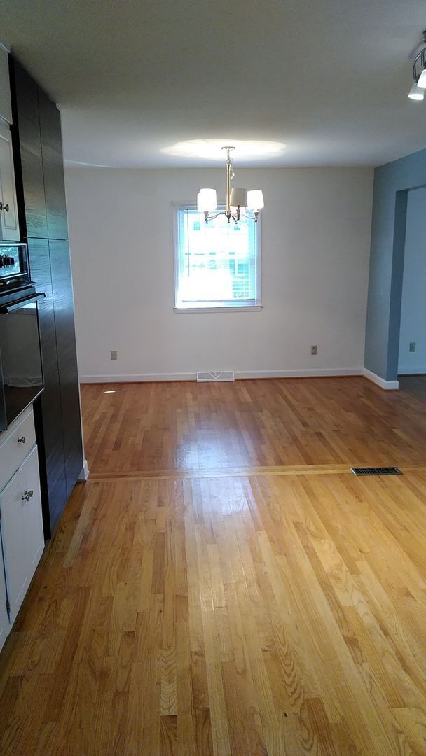 Building Photo - Beautiful All Brick Ranch Home!