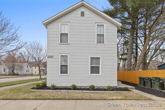 Building Photo - 1543 Beidler St