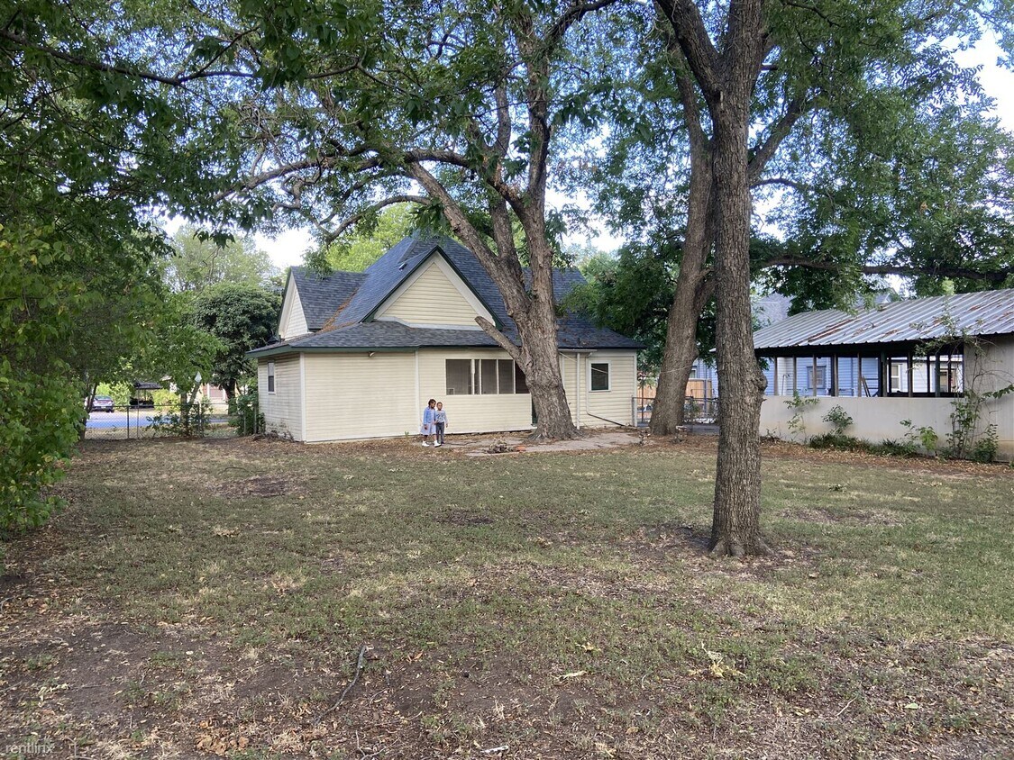 Building Photo - 3 br, 2 bath House - 723 North Buffalo Street