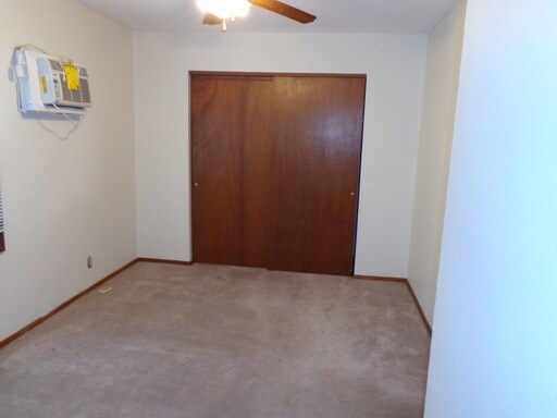 Foto del edificio - 1553 E Ave NE