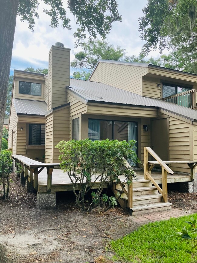 Building Photo - 334 Brockinton Marsh