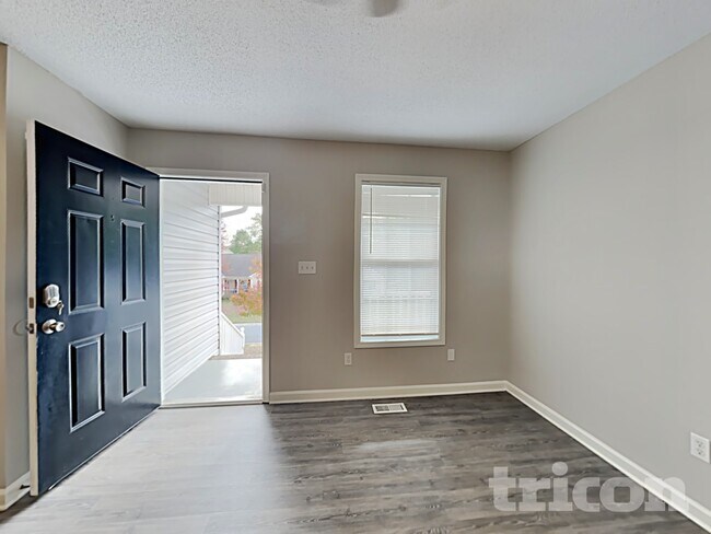 Building Photo - 1031 Castle Rock Ct