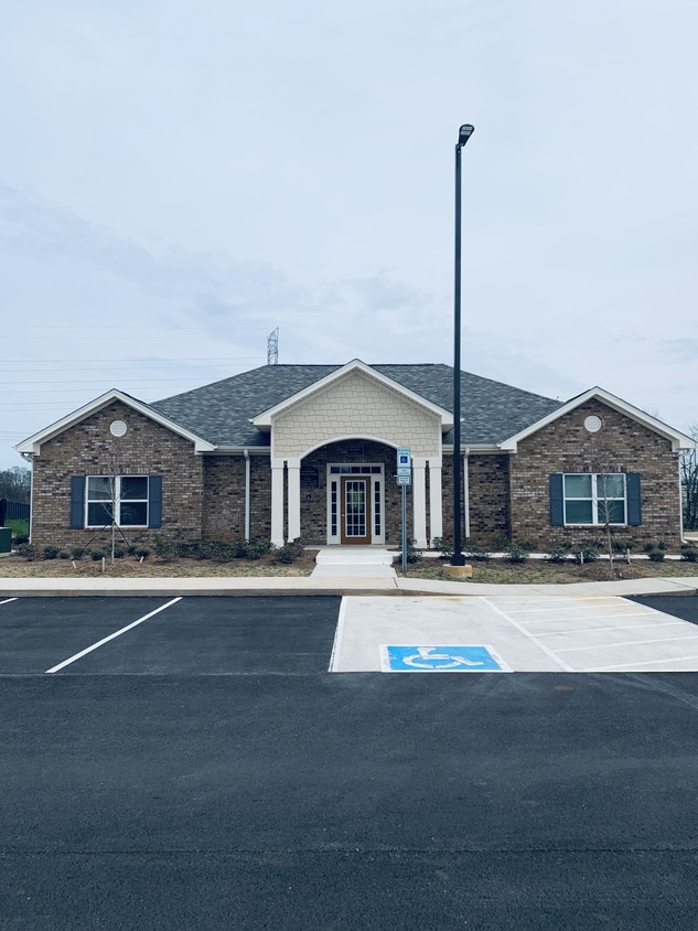 Primary Photo - Laurel Branch Apartments