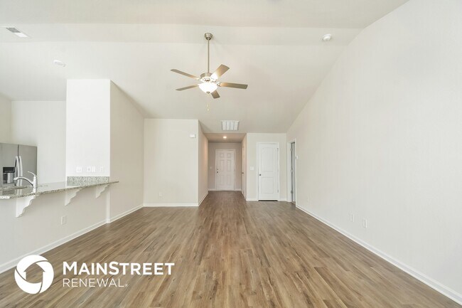 Building Photo - 356 Gourd St