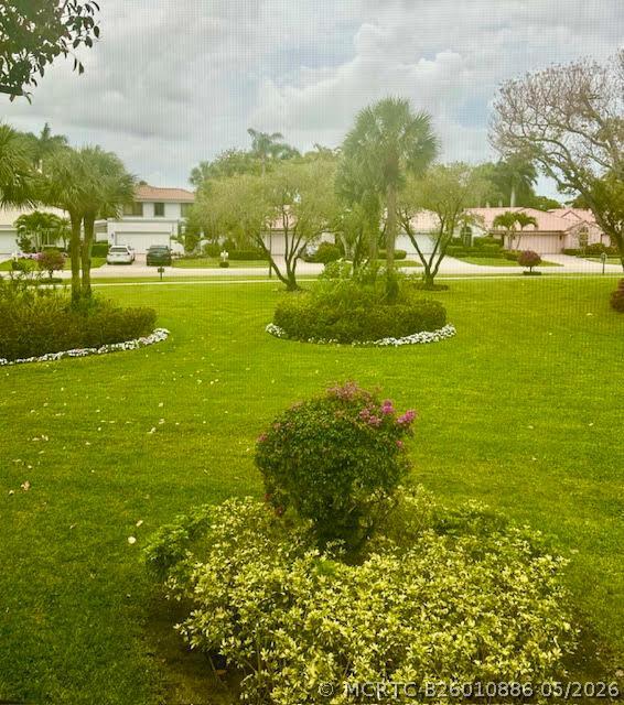 Foto del edificio - 7599 Glendevon Ln