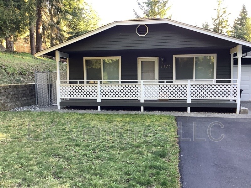 1825 Estrellita Ln NW, Silverdale, WA 98383 Condo for Rent in