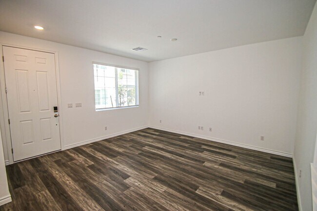 Foto del edificio - 20 Barbara Ln