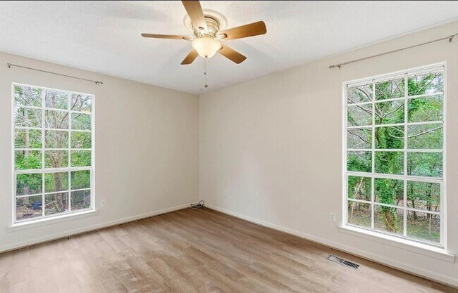 Foto del edificio - 1233 Frances St