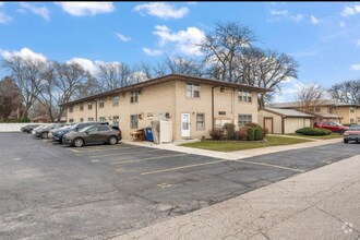 Building Photo - 8821 Schneider Ave
