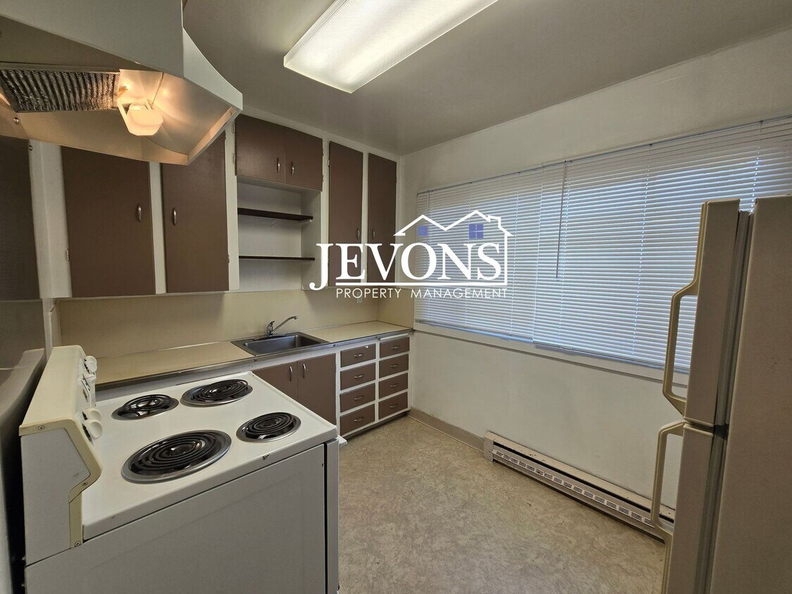 Foto principal - 619 S 10th Ave