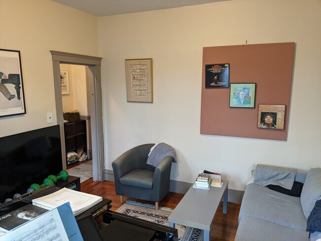 Building Photo - 171 Tremont St