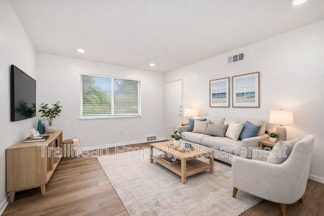 Foto del edificio - 8316 Robinson St