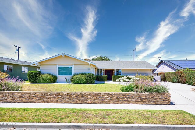 Foto principal - 8543 Medford St