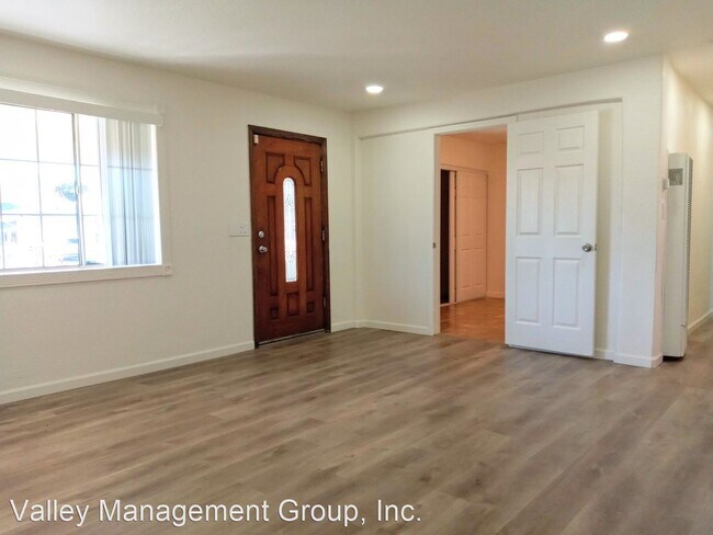 Building Photo - 3 br, 2 bath House - 2042 Terilyn Ave