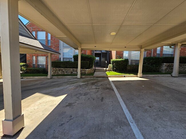 Foto del edificio - Ready for immediate move in!