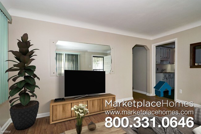 Building Photo - 3 br, 1.5 bath House - 2233 S Deacon St