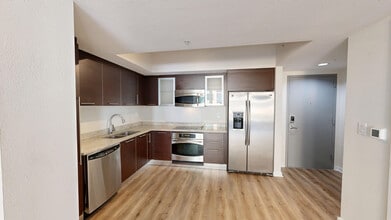 Interior Photo - The Slade at Channelside