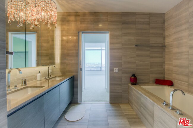 Foto del edificio - 900 W Olympic Blvd