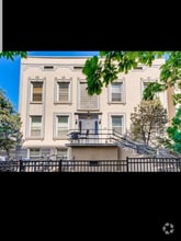 Building Photo - 1650 Pearl St