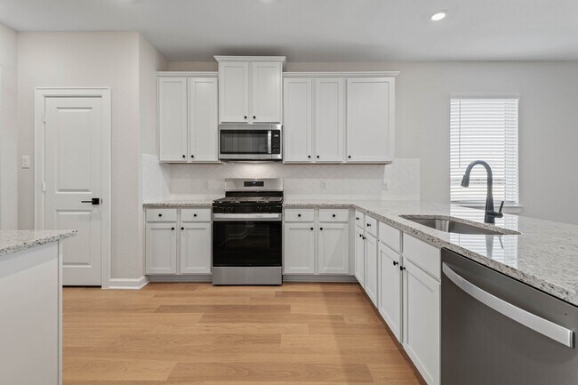 Building Photo - 1139 Campside Dr