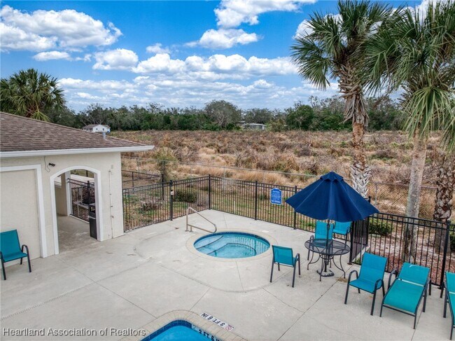 Foto del edificio - 1454 Las Villas Blvd