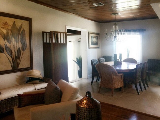 Foto del edificio - Equine property redlands fully furnished!