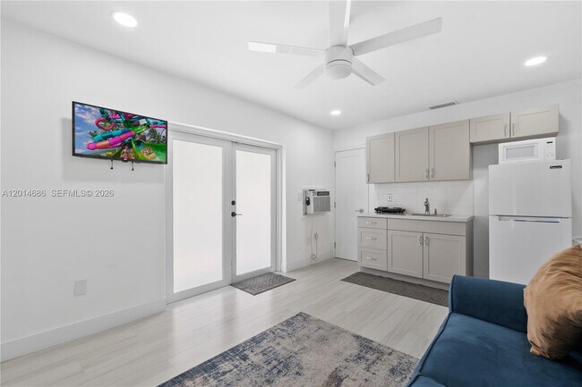 Foto del edificio - 1204 SW 143rd Ct