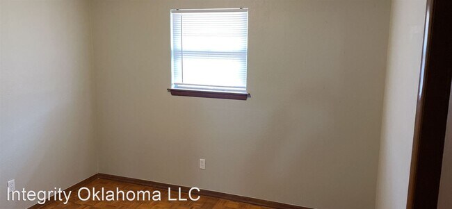 Building Photo - 3 br, 1 bath House - 1904 Clary Dr.