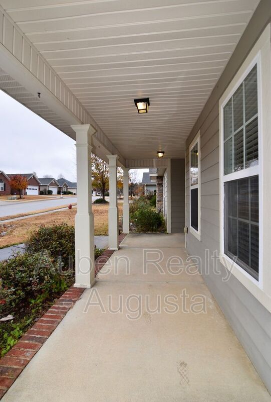 Building Photo - 659 Ventana Dr