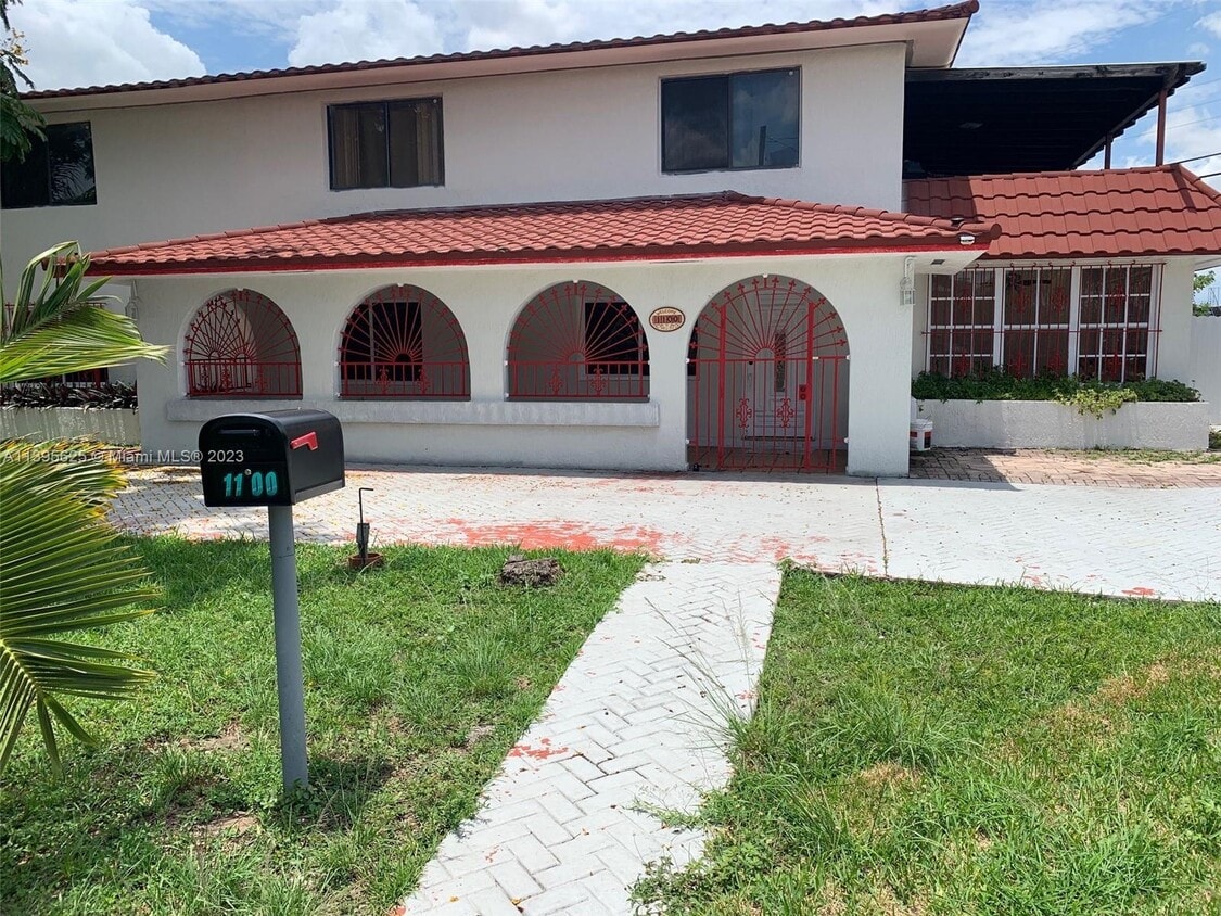 1100 E 8th Ct, Hialeah, FL 33010 House Rental in Hialeah, FL